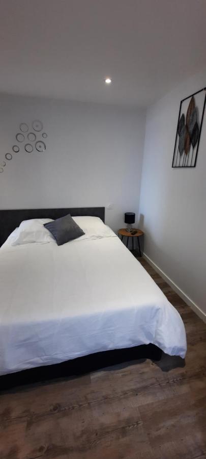 Les Appartements De La B Saint-Benoît-des-Ondes Kültér fotó