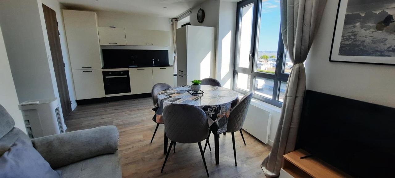 Les Appartements De La B Saint-Benoît-des-Ondes Kültér fotó
